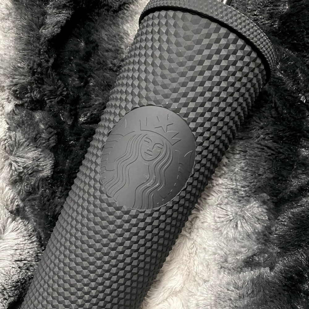 VENTI RARE STARBUCKS STUDDED MATTE TUMBLER CUP BLA